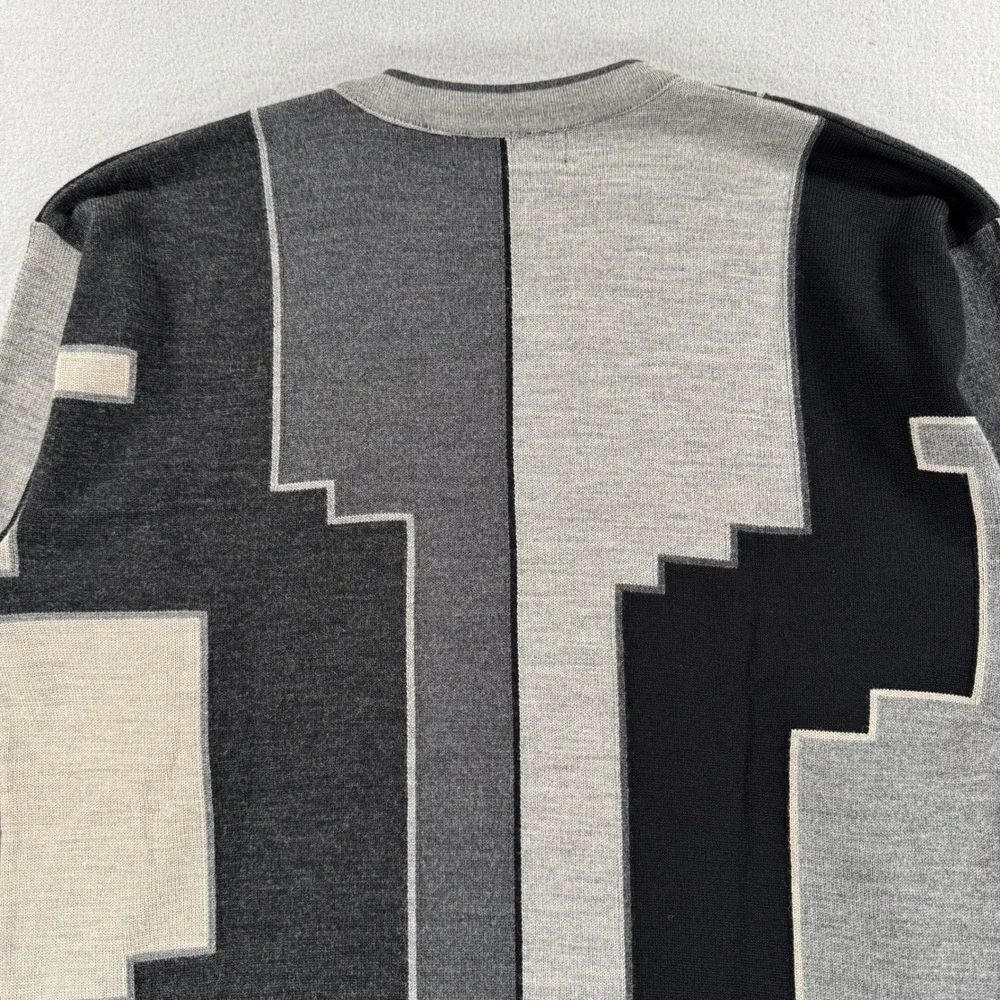 Tundra Sweater Geometric Colorblock Large Grey Black Merino Wool Canada Made